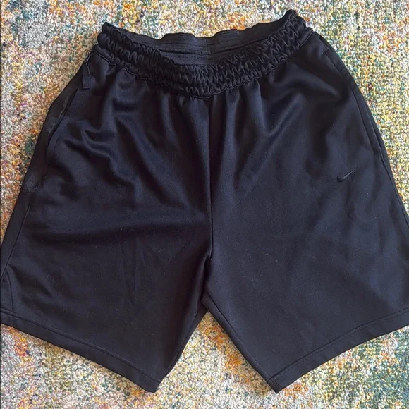 Nike Basketball Dri-Fit Spotlight Solo Swoosh Shorts - Picture 1 of 10